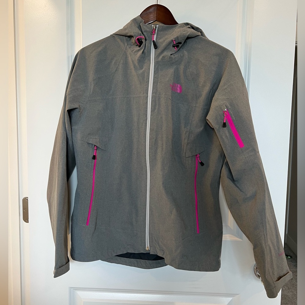 North Face Ladies Rain Shell Jacket